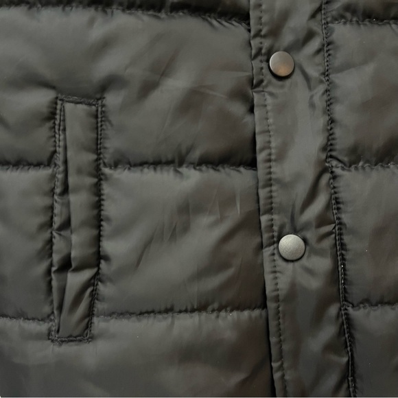 Kids black Puma vest, size 2 and 6 - Picture 8 of 12